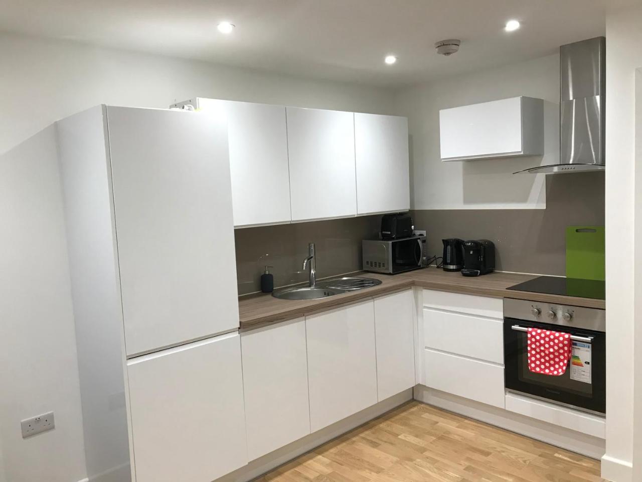 Easystay Slough Central Free Parking Luaran gambar